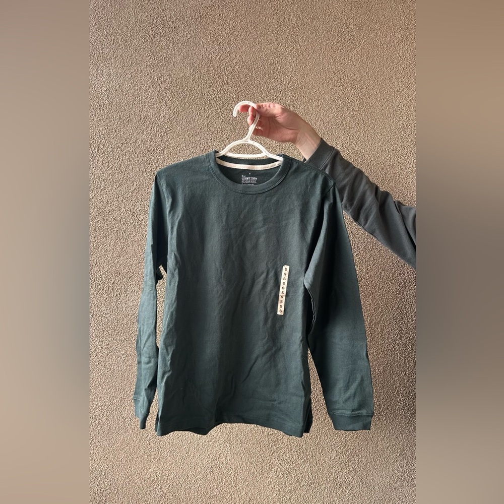 Uniqlo Men’s Long Sleeve - Green